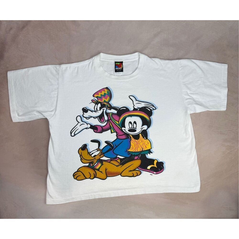 Vintage Disney T Shirt Mickey Mouse 1980s Sz Medium Jerry Leigh Cropped RARE HTF